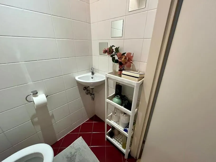 Spacious Apartment In The Popular 7Th District Vienna